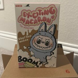 Pop mart Exciting Macaron 100% authentic Soymilk